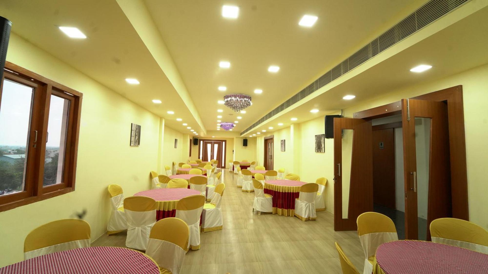 Kfour Apartment & Hotels Private Limited Мадурай Екстериор снимка